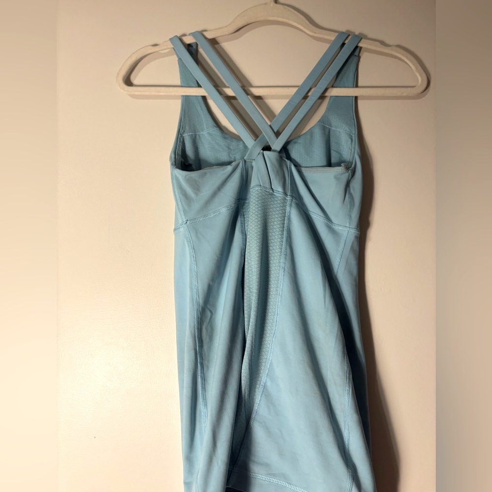Lulu lemon workout tank